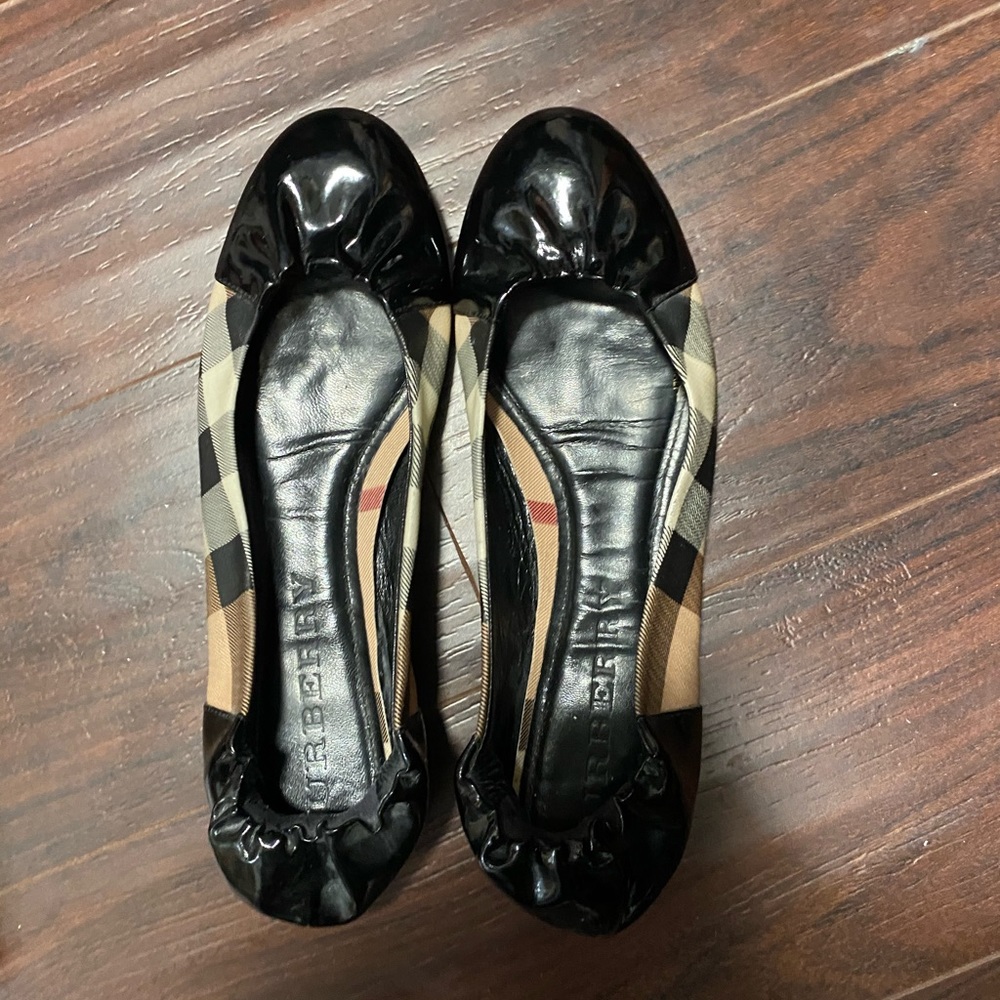 Burberry checkered ballet flats